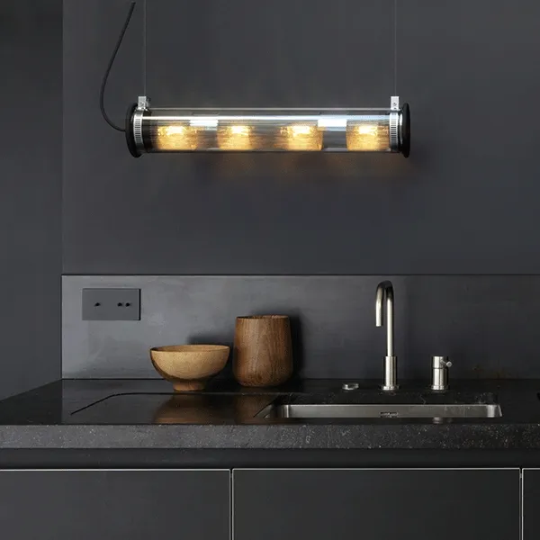 700 Wall Lamp Silver
