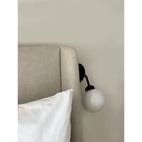 Apiales Wandleuchte Satinschwarz Mit Kabel