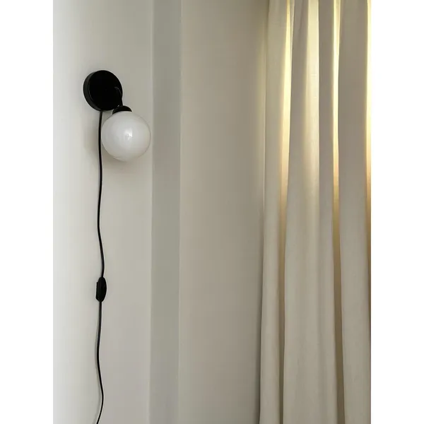 Apiales Wandleuchte Satinschwarz Mit Kabel
