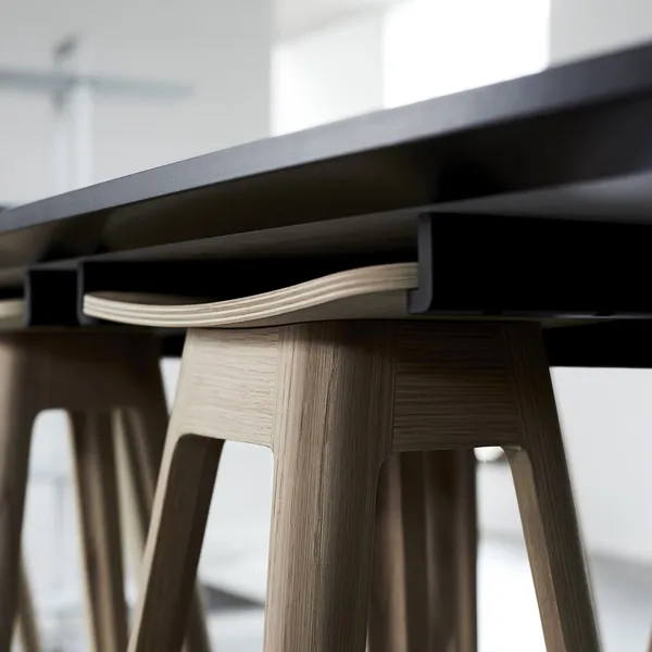 HC1 Bar Stool 67 cm Oak/Veneer