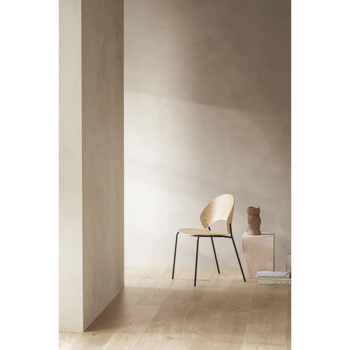 Eva Solo Dosina Dining Chair Veneer/Natural Oak/ Black