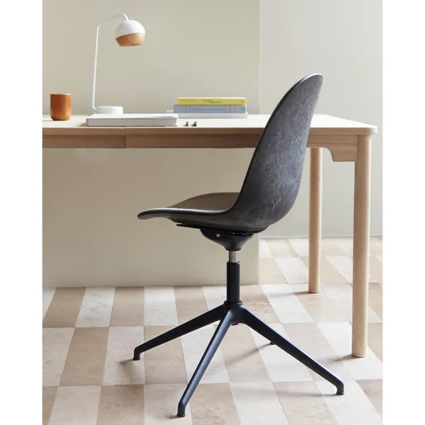 Sedia da Pranzo Girevole Eternity, Base Nero e Imbottitura 218 Beige