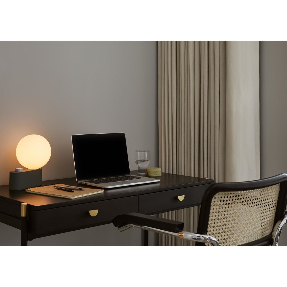 Alumina Table Lamp Green M. Sphere IV