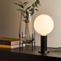 Knuckle Bordlampe Eik Sort