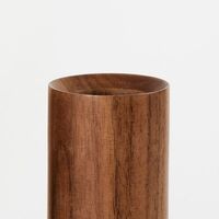 Knuckle Tischlampe Walnuss