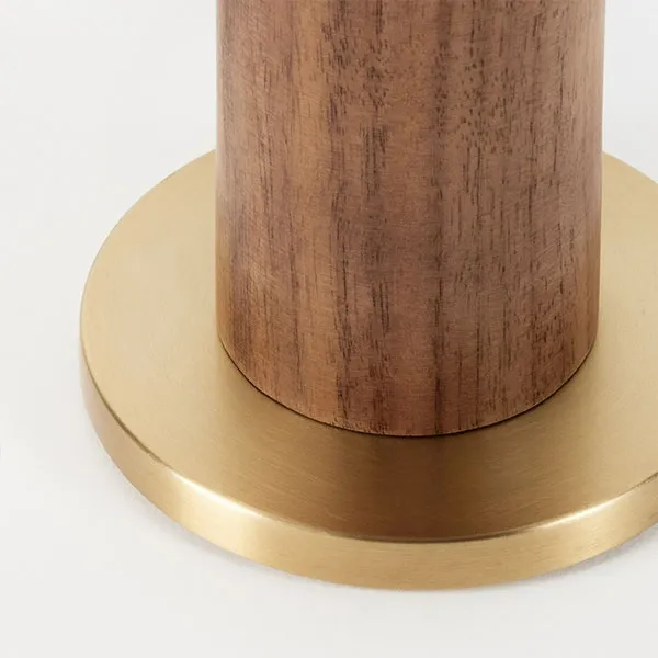 Knuckle Table Lamp Walnut M. Sphere IV Bulb