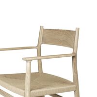 Heritage Dining Chair With Armrests and Solid Oak Back