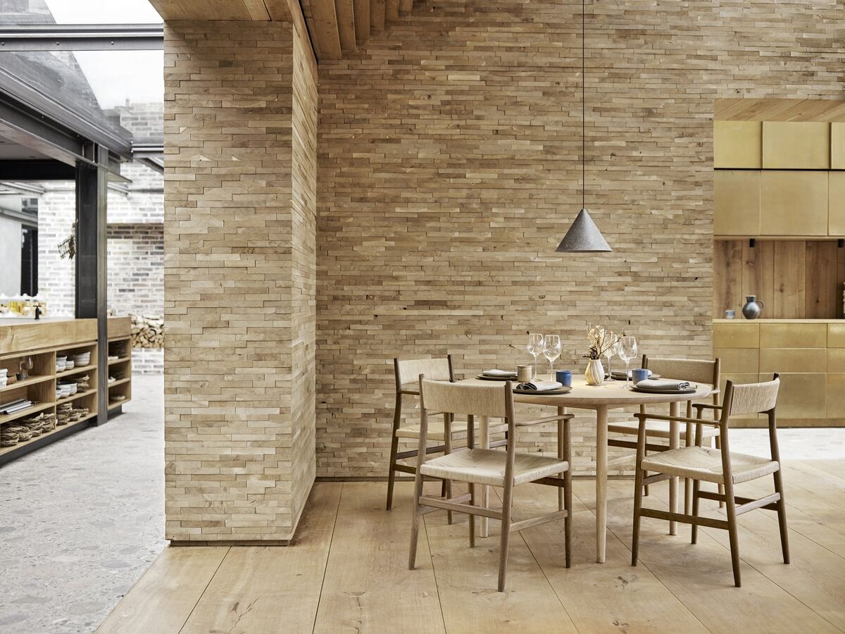 Heritage Dining Table Ø120 Smoked Oak