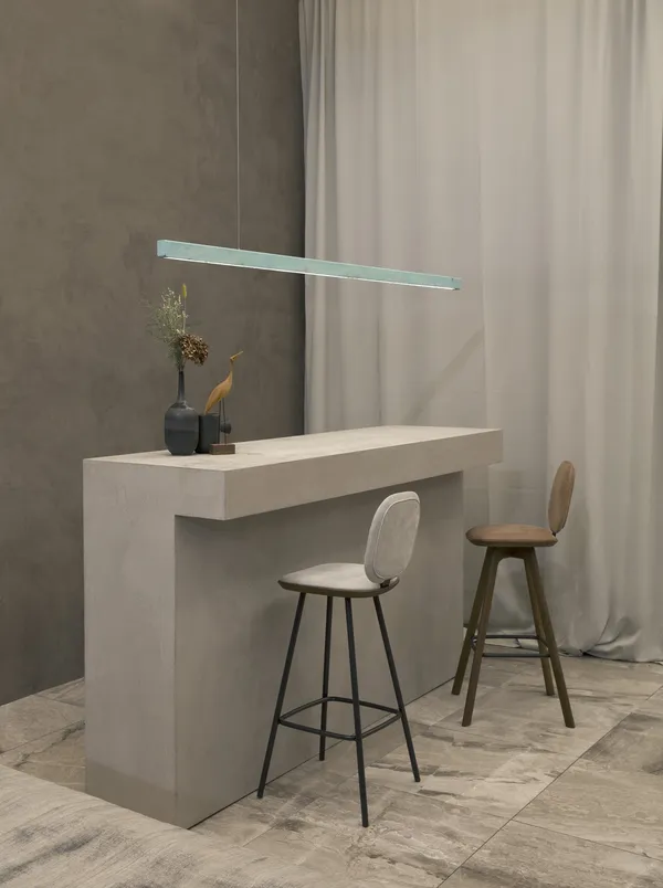 Pauline Comfort Bar Stool H65 Oak/ Black Leather