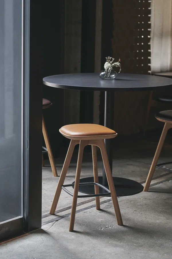 Pauline Barhocker H75 Eiche/Brandy Leder