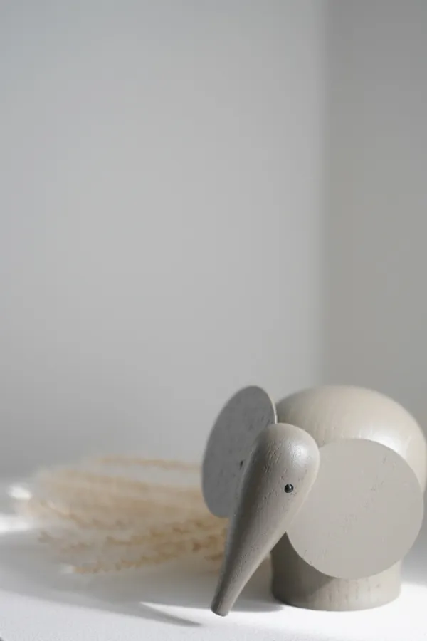Nunu Elephant Medium Taupe