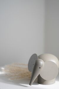 Nunu Elephant Medium Taupe