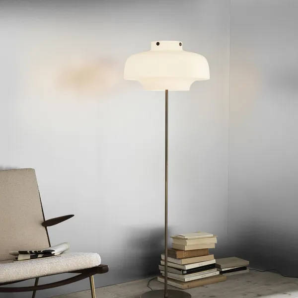 Copenhagen SC14 Stehlampe Opal Glas & Messing