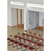 Pavilion AV52 Spisebordsstol Polstret Sæde Sort/Re-wool