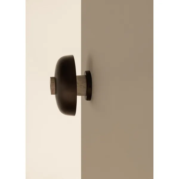 Reverse Væglampe Sand Travertin/Bruneret Aluminium