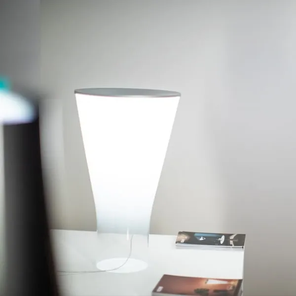 Soffio Table Lamp Bleached White