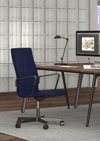 AQ01 Table Lamp Mat Black