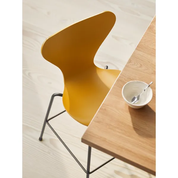 Chaise Junior Série 7 Jaune Brûlé