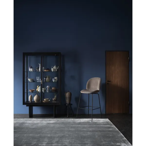 Beetle Barstol H65 Mat Sort/New Beige