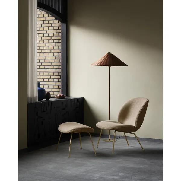 Beetle Sessel Around Bouclé 004 mit Beinen Aus Matt Messing