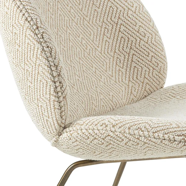 Beetle Sessel Dora Boucle mit Beinen Aus Antikem Messing