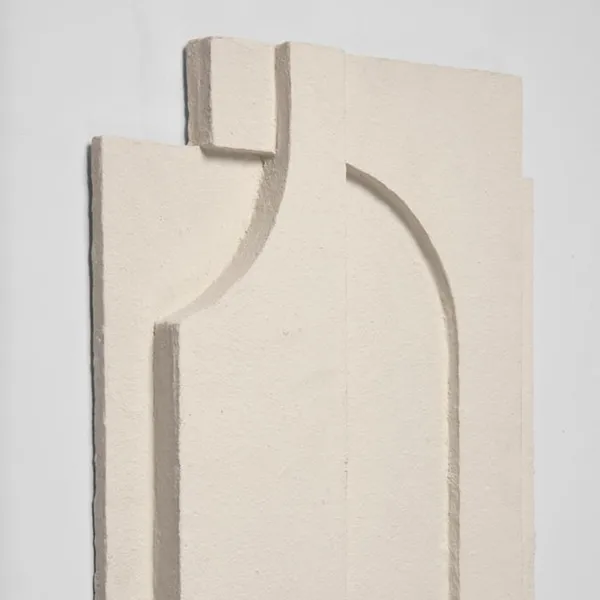 Serif Relief Wanddecoratie, Groot, Gebroken Wit
