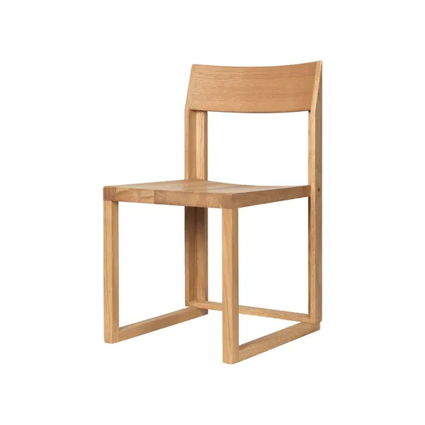 Outline Dining Chair Warm Lacquered Oak/ Walnut
