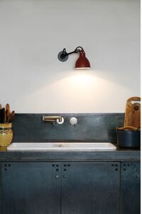 N104 Vegglampe Sort/ Sort/ Kobber – DCWéditions