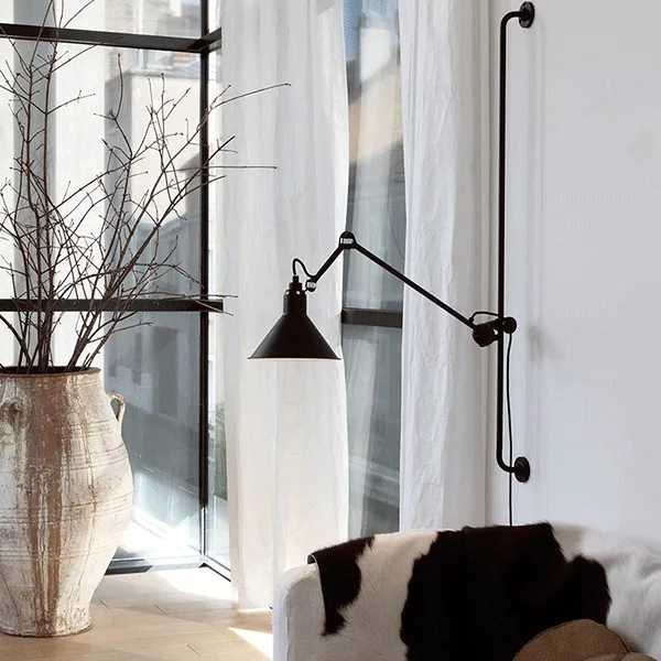 N214 Wall Lamp Matt Black/ Raw Copper