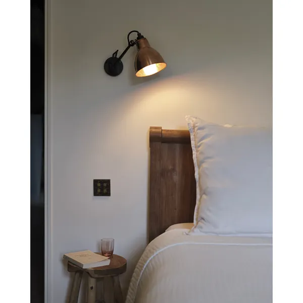 N304 Wall Lamp Matt Black Hardwired