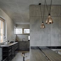 N323 Pendant Matt Black/ Copper Round