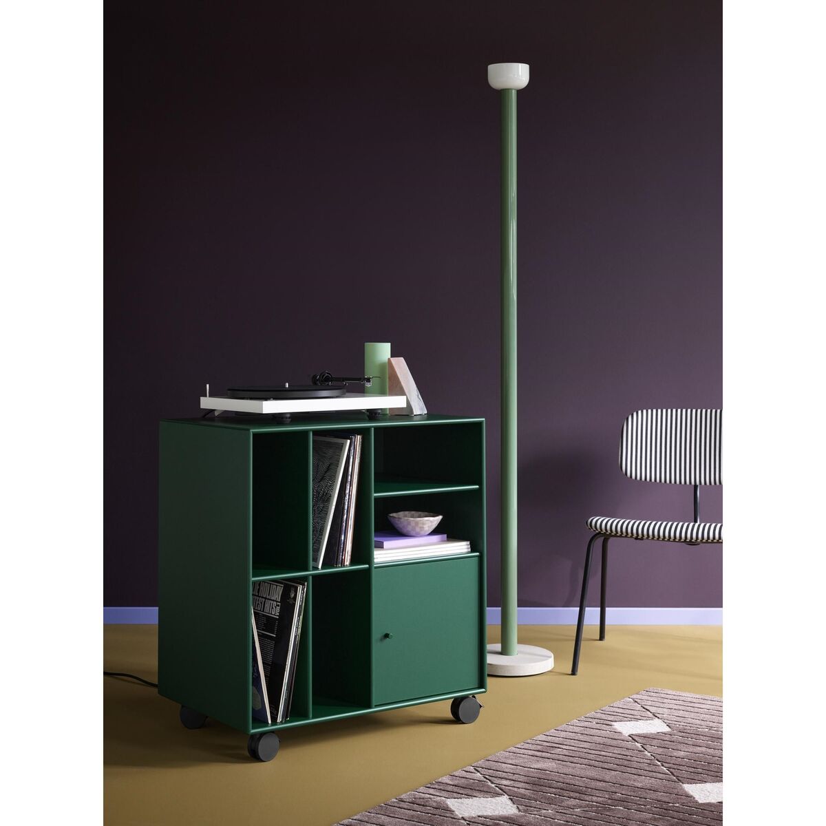 Selection SPIN II Vinyl Shelving 158-Oat