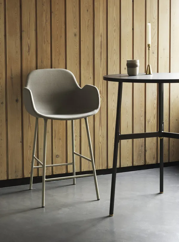 Union Table Black Ø80 X H74.5 cm