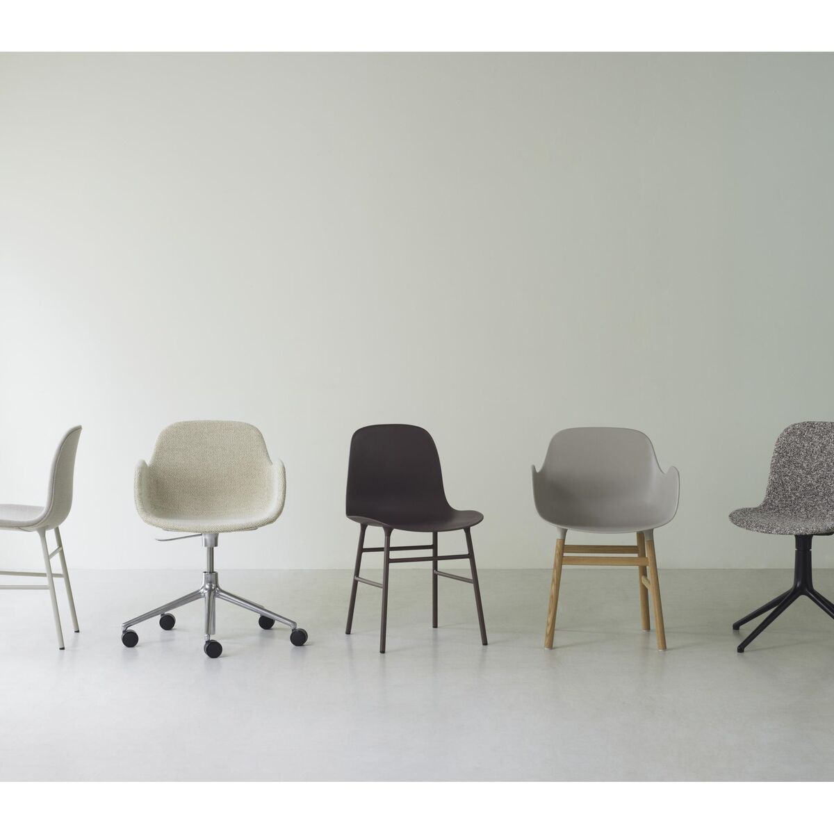 Form Chaise de Salle à Manger avec Accoudoirs Bleu/ Acier
