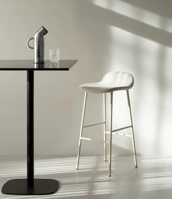 Form Bar Stool 65 cm Upholstered Group 2 Light Gray/ Steel