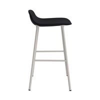 Form Barkruk 65 cm Gestoffeerd Groep 7 Warm Grijs/Staal