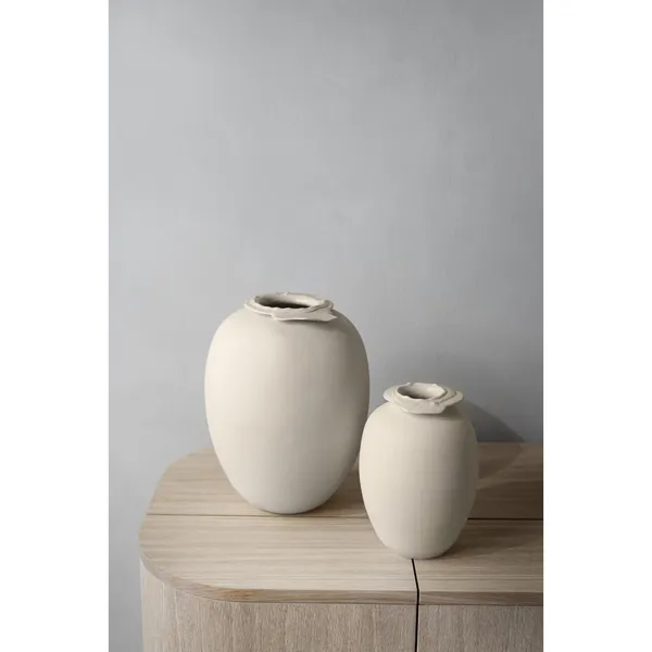 Brim Vase H28 Beige
