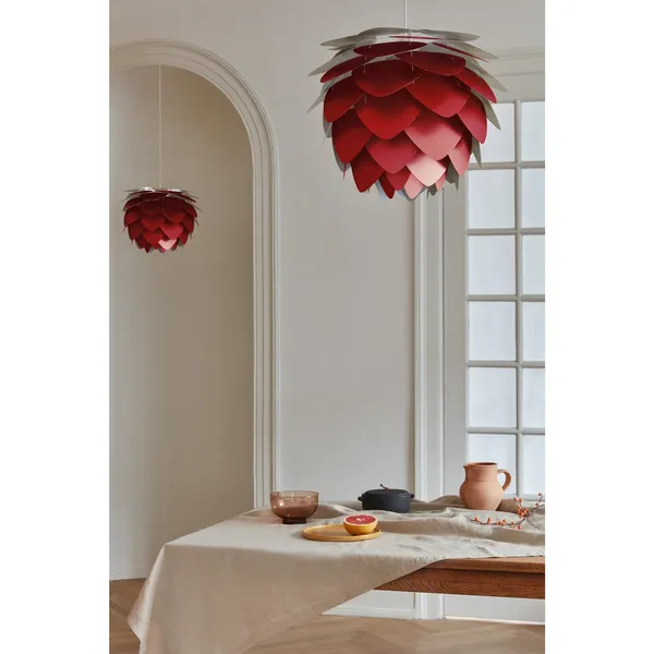 Aluvia Medium Shade Red