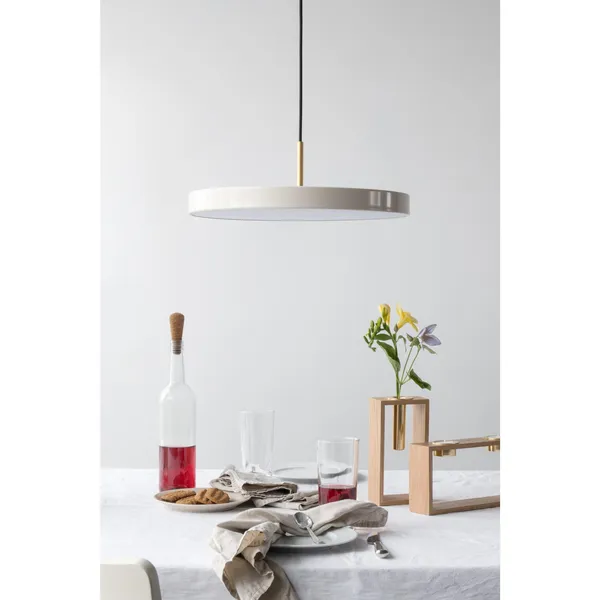 Asteria Pendant Pearl White with Brass Top