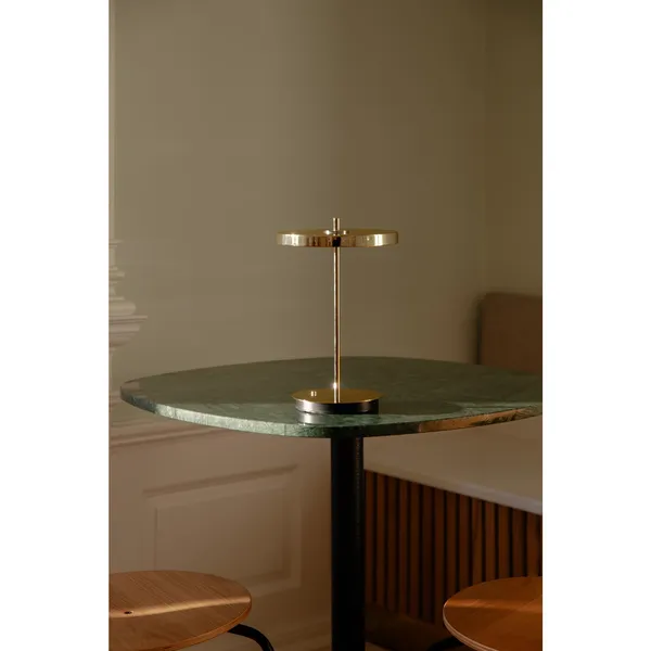Asteria Move Portable Lamp Pearl White/ Black