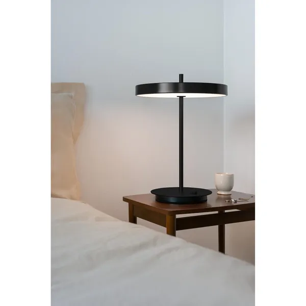 Asteria Table Lamp Pearl White/ Black