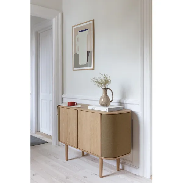 Treasures Cabinet Oak/Sugar Brown