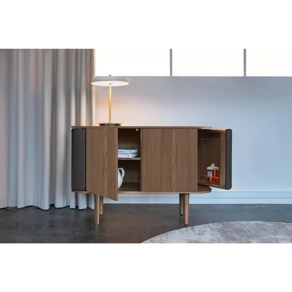 Treasures Cabinet Oak/Sugar Brown