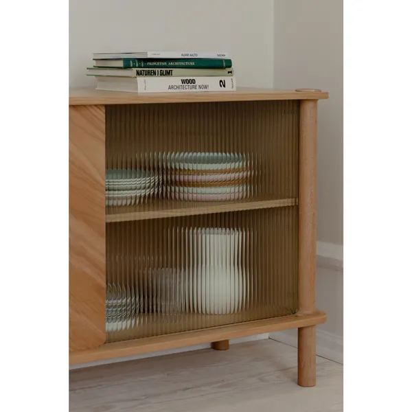 Italic Cabinet 2x Doors Dark Oak/Glass