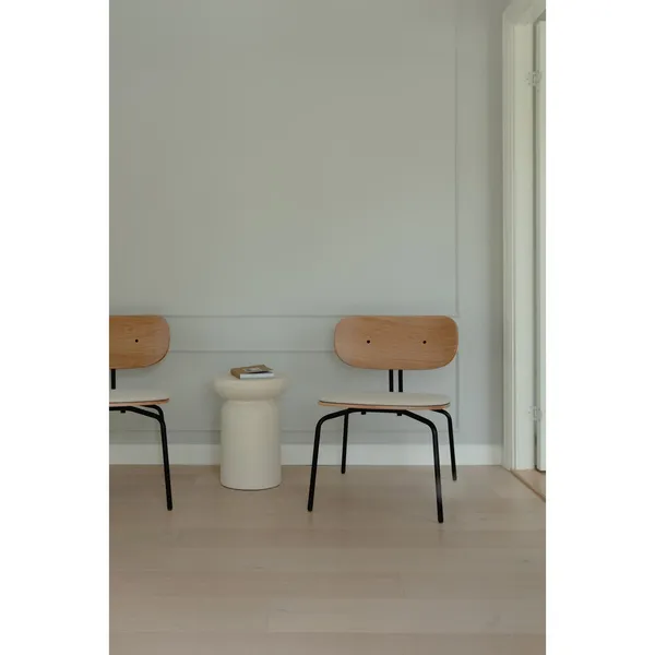 Curious Armchair Sterling/ Black