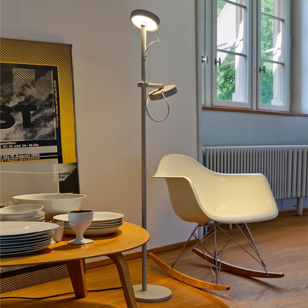 Eames Plastic RAR Fauteuil Noir Profond/Érable Doré
