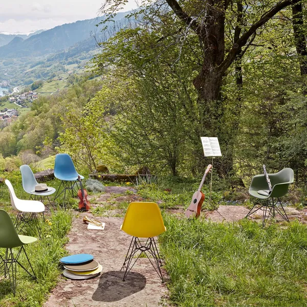 Eames Plastic RE DAR Dining Chair Smaragd/ Chrom