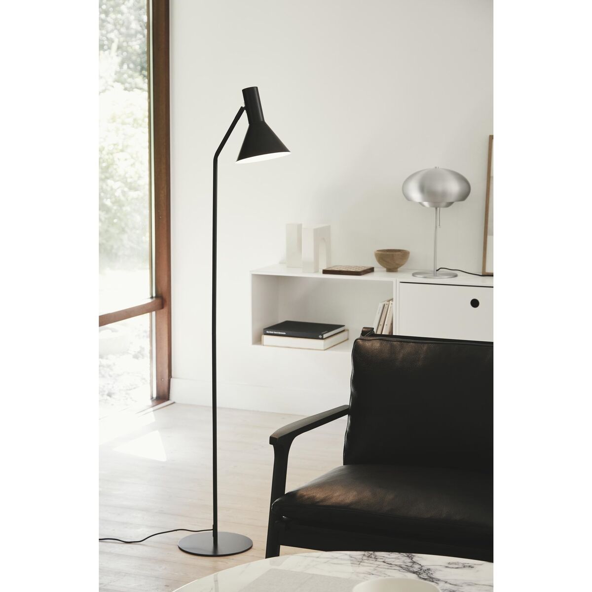 Lyss Floor Lamp Matt Black