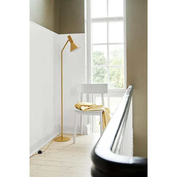 Lyss Floor Lamp Matt Black