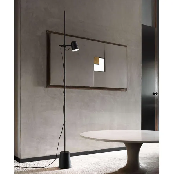 Counterbalance Gulvlampe Sort